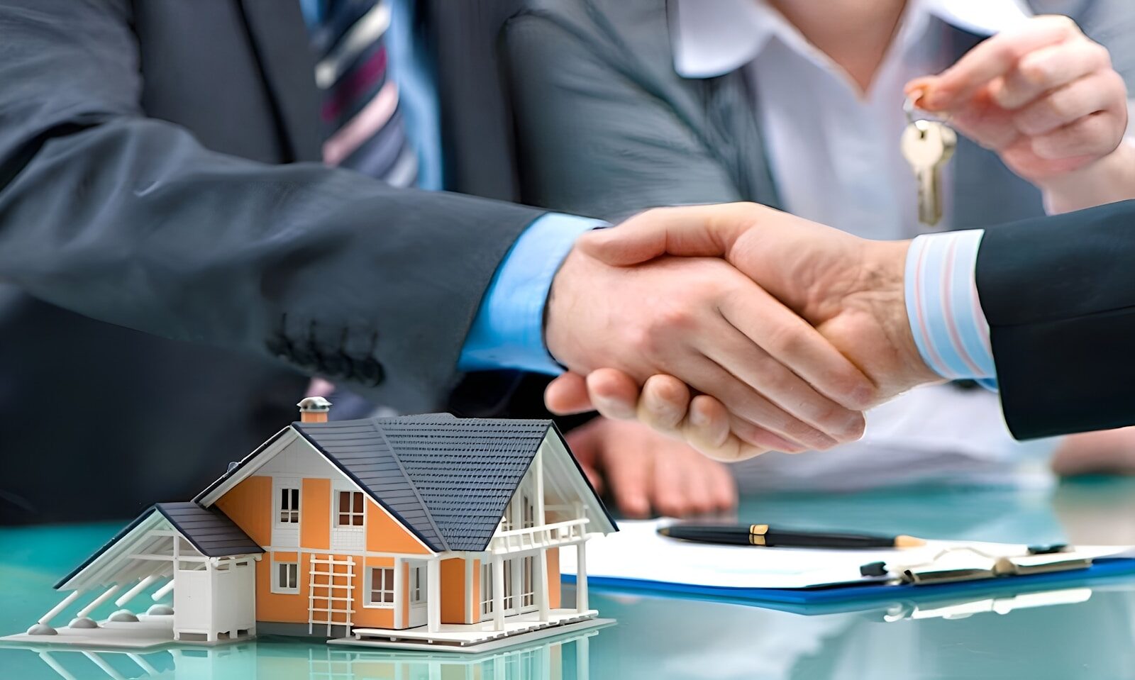 Why SC Homeowners Are Turning to Umbrella Policies for Extra Coverage